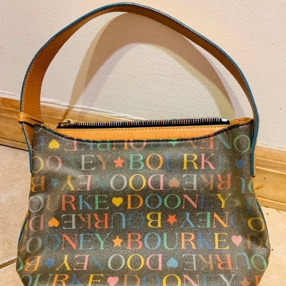 Dooney & Bourke purse